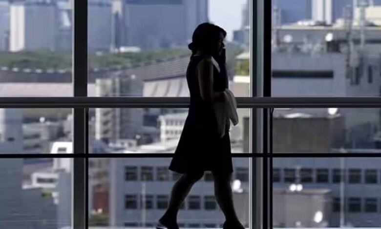 Breaking the glass ceiling: Strategies for creating inclusive leadership opportunities for women – Industry News Breaking the glass ceiling: Strategies for creating inclusive leadership opportunities for women – Industry News