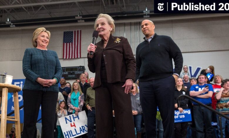 Gloria Steinem and Madeleine Albright Rebuke Young Women Backing Bernie Sanders Gloria Steinem and Madeleine Albright Rebuke Young Women Backing Bernie Sanders