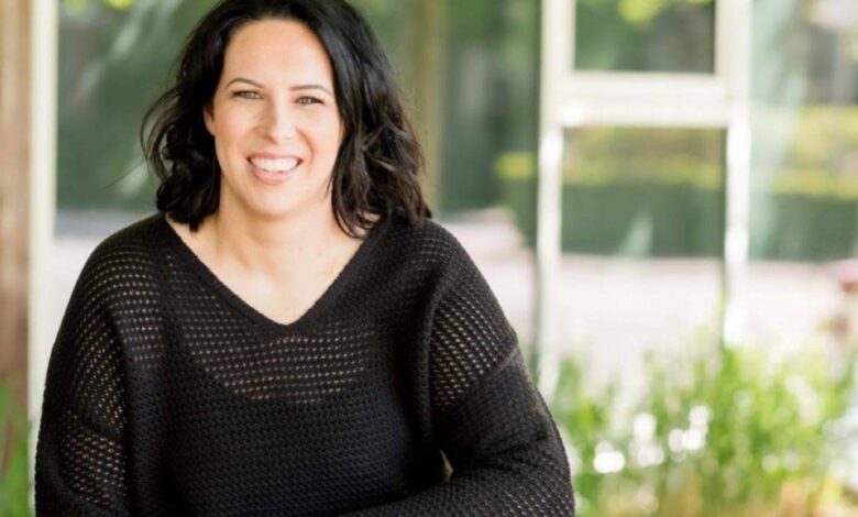 Maple Ridge author shares real-life story to inspire women in business Maple Ridge author shares real-life story to inspire women in business