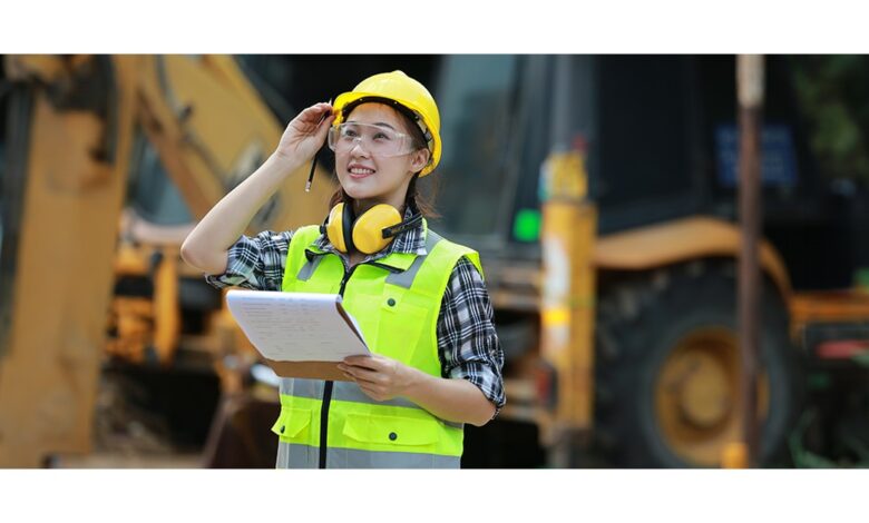 Breaking barriers for women in mining Breaking barriers for women in mining