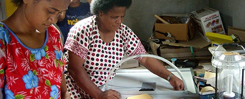 Fijian solar engineers