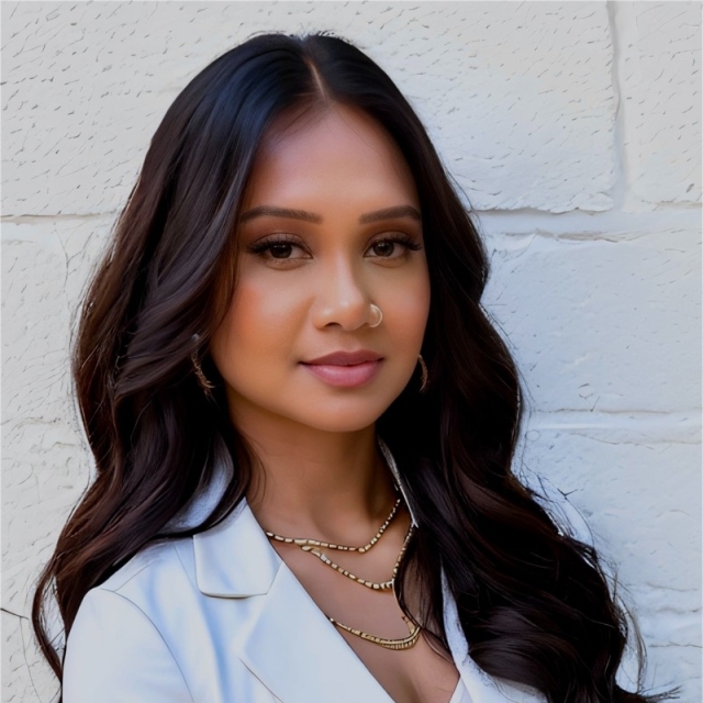 St. John's Alumna and Entrepreneur Headshot 