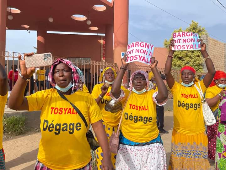 Women fishers in Bargny, Senegal standing up against Tosyali Steel Co. Courtesy of Fatoumata Kiné Niang Mbodji.
